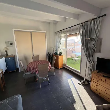Apartmán T2 Cabine, Terrasse, Parking Prive, Animaux Acceptes - Fr-1-702-38 Agde